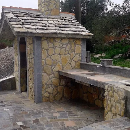With Parking Space - Trogir - 6117 Apartamento Vinišće